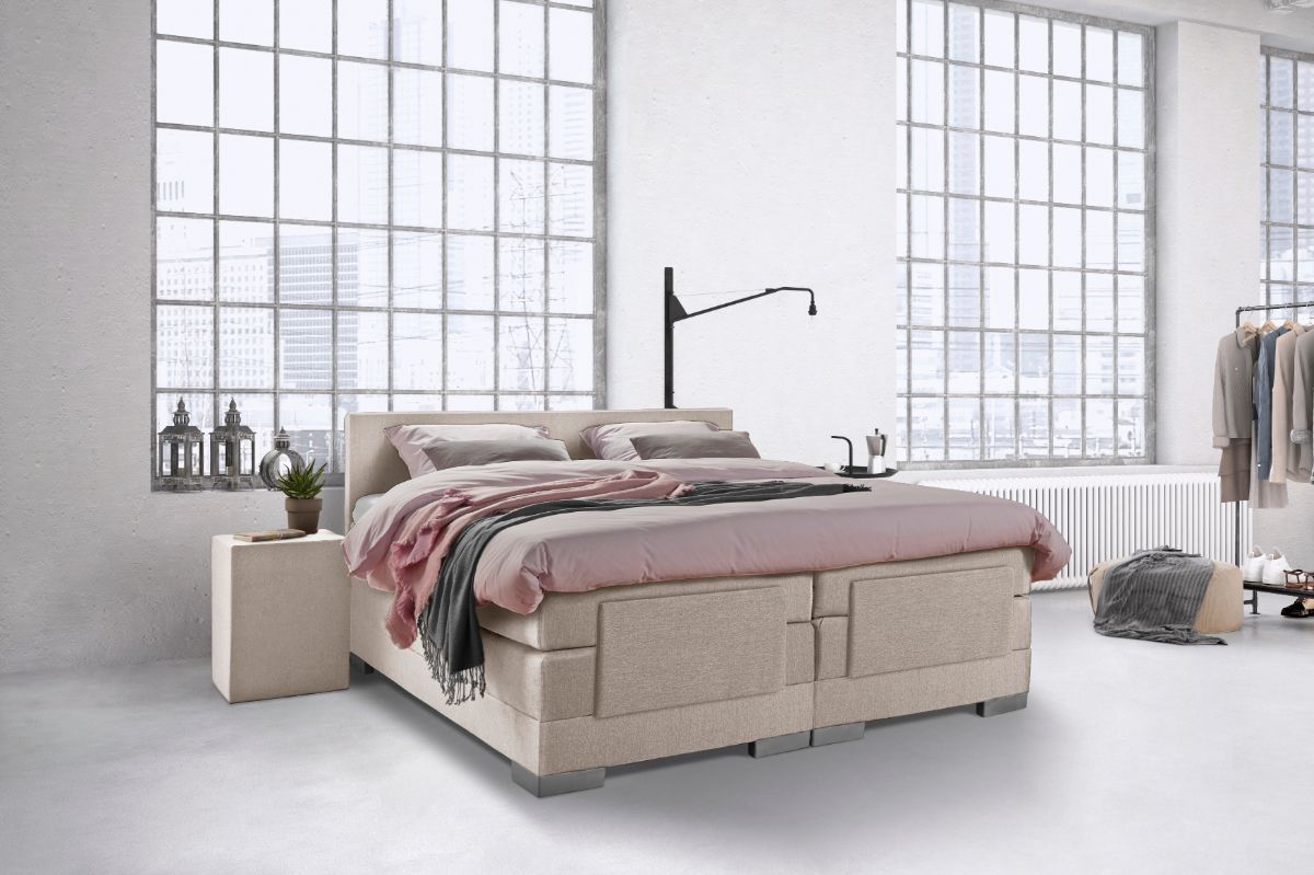 Beddenleeuw Hocker Ecru